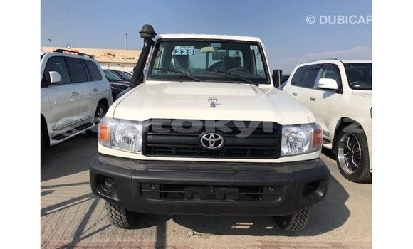 Buy Import Toyota Land Cruiser White Car in Import - Dubai in Batken Buy Import Toyota Land Cruiser White Car in Import - Dubai in Batken