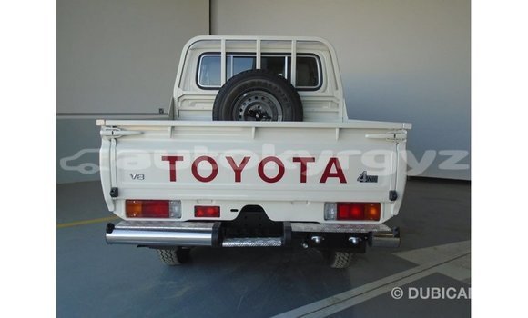 Buy Import Toyota Land Cruiser White Car in Import - Dubai in Batken Buy Import Toyota Land Cruiser White Car in Import - Dubai in Batken