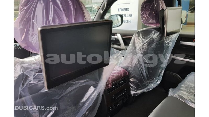 Big with watermark toyota land cruiser batken import dubai 2688