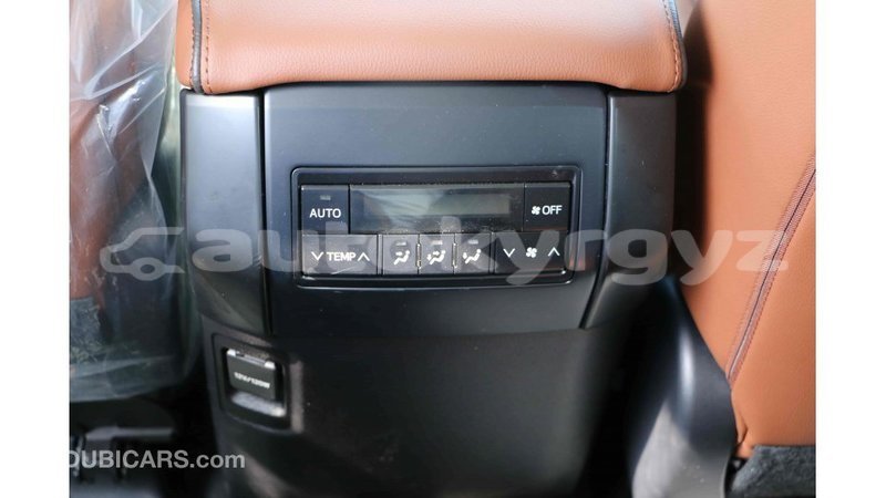 Big with watermark toyota prado batken import dubai 2695