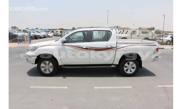 Buy Import Toyota Hilux White Car in Import - Dubai in Batken Buy Import Toyota Hilux White Car in Import - Dubai in Batken