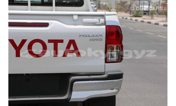 Buy Import Toyota Hilux White Car in Import - Dubai in Batken Buy Import Toyota Hilux White Car in Import - Dubai in Batken