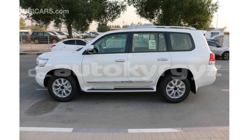 Big with watermark toyota land cruiser batken import dubai 2697