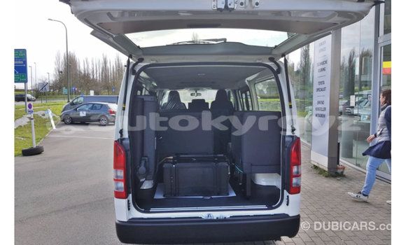 Buy Import Toyota Hiace White Car in Import - Dubai in Batken Buy Import Toyota Hiace White Car in Import - Dubai in Batken