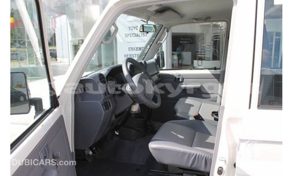 Buy Import Toyota Land Cruiser White Car in Import - Dubai in Batken Buy Import Toyota Land Cruiser White Car in Import - Dubai in Batken