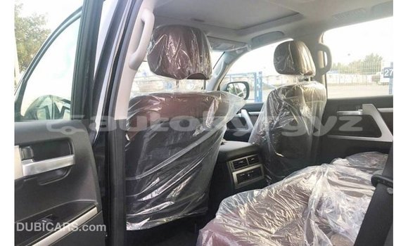 Buy Import Toyota Land Cruiser Black Car in Import - Dubai in Batken Buy Import Toyota Land Cruiser Black Car in Import - Dubai in Batken