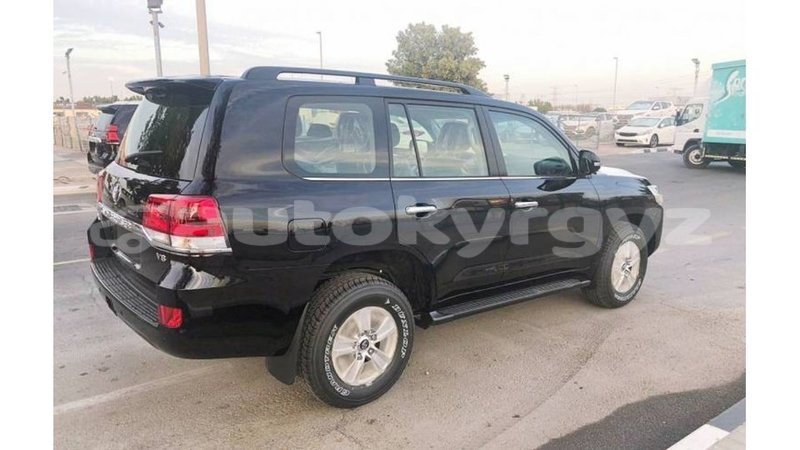 Big with watermark toyota land cruiser batken import dubai 2718