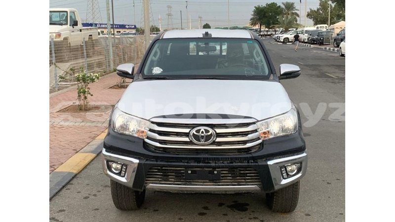 Big with watermark toyota hilux batken import dubai 2721
