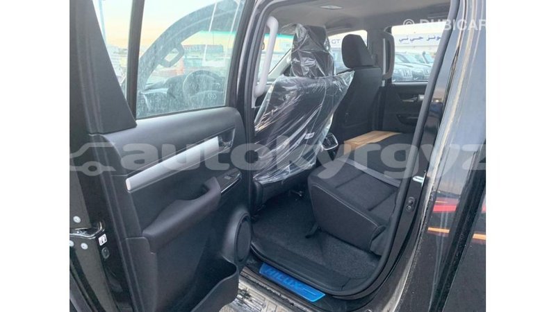 Big with watermark toyota hilux batken import dubai 2721