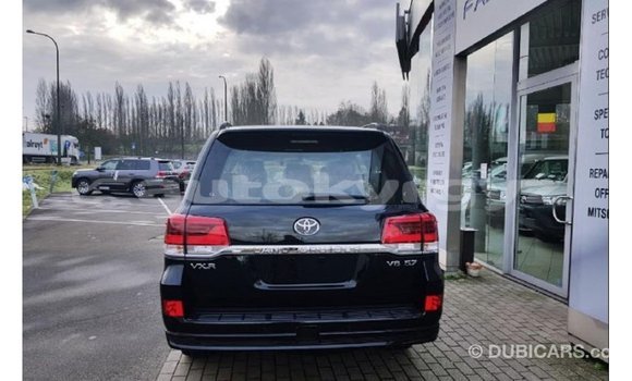 Buy Import Toyota Land Cruiser Black Car in Import - Dubai in Batken Buy Import Toyota Land Cruiser Black Car in Import - Dubai in Batken