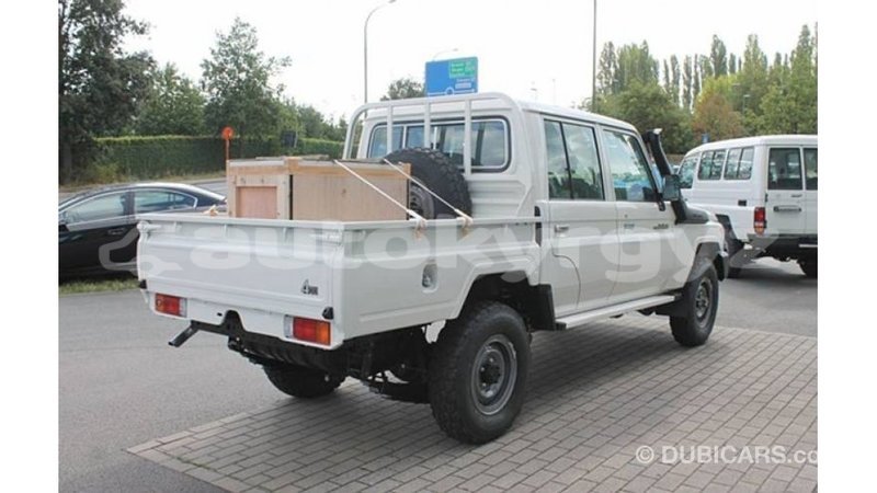 Big with watermark toyota land cruiser batken import dubai 2725