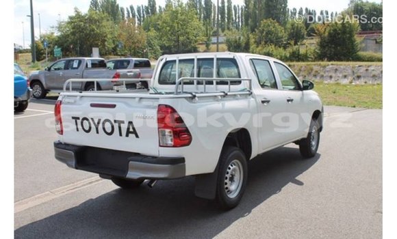 Buy Import Toyota Hilux White Car in Import - Dubai in Batken Buy Import Toyota Hilux White Car in Import - Dubai in Batken