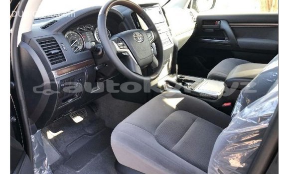 Buy Import Toyota Land Cruiser Black Car in Import - Dubai in Batken Buy Import Toyota Land Cruiser Black Car in Import - Dubai in Batken