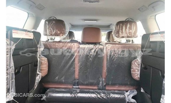 Buy Import Toyota Land Cruiser Black Car in Import - Dubai in Batken Buy Import Toyota Land Cruiser Black Car in Import - Dubai in Batken