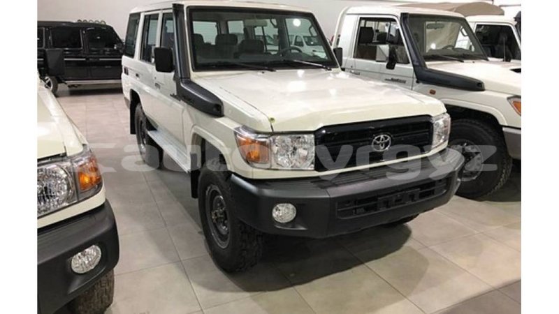 Big with watermark toyota land cruiser batken import dubai 2739
