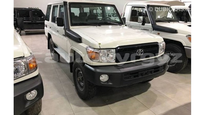 Big with watermark toyota land cruiser batken import dubai 2739