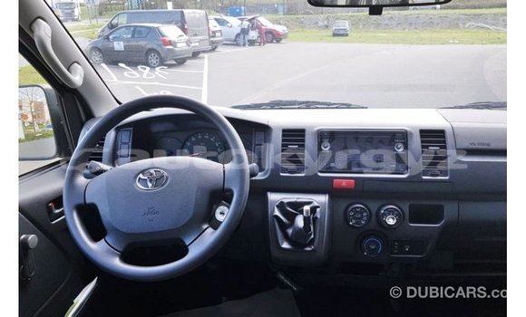 Buy Import Toyota Hiace White Car in Import - Dubai in Batken Buy Import Toyota Hiace White Car in Import - Dubai in Batken