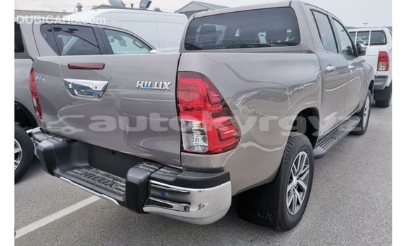 Buy Import Toyota Hilux Other Car in Import - Dubai in Batken Buy Import Toyota Hilux Other Car in Import - Dubai in Batken