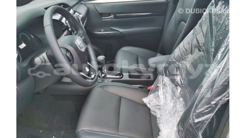 Big with watermark toyota hilux batken import dubai 2746