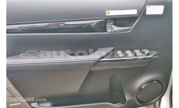 Buy Import Toyota Hilux Other Car in Import - Dubai in Batken Buy Import Toyota Hilux Other Car in Import - Dubai in Batken