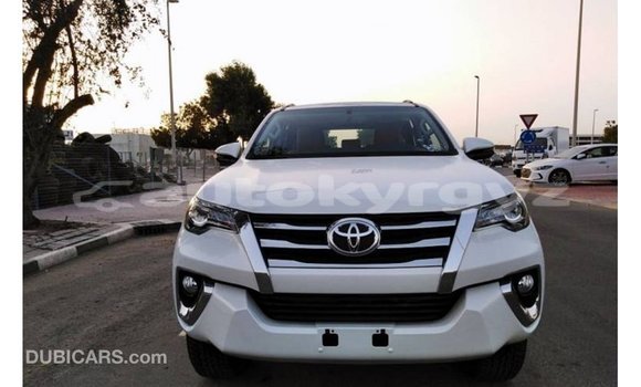 Buy Import Toyota Fortuner White Car in Import - Dubai in Batken Buy Import Toyota Fortuner White Car in Import - Dubai in Batken
