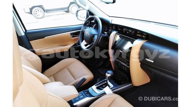 Big with watermark toyota fortuner batken import dubai 2747