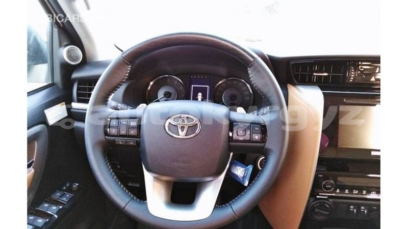 Big with watermark toyota fortuner batken import dubai 2747