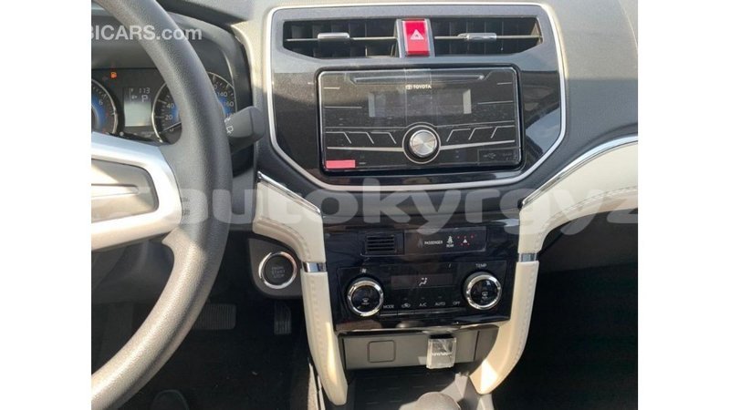 Big with watermark toyota rush batken import dubai 2756