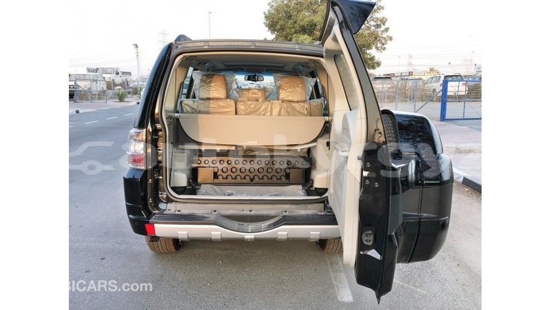 Big with watermark mitsubishi pajero batken import dubai 2759