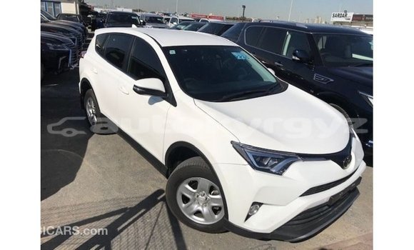 Buy Import Toyota 4Runner White Car in Import - Dubai in Batken Buy Import Toyota 4Runner White Car in Import - Dubai in Batken