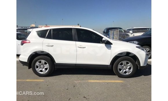 Buy Import Toyota 4Runner White Car in Import - Dubai in Batken Buy Import Toyota 4Runner White Car in Import - Dubai in Batken