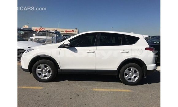 Buy Import Toyota 4Runner White Car in Import - Dubai in Batken Buy Import Toyota 4Runner White Car in Import - Dubai in Batken