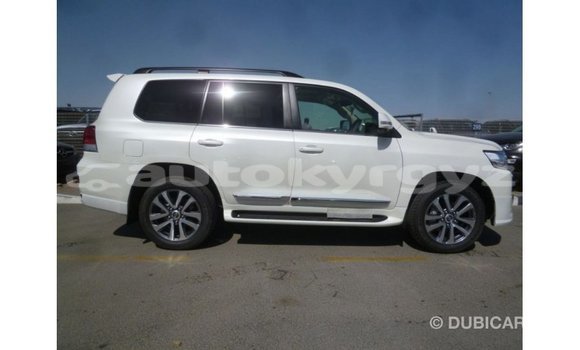 Buy Import Toyota Land Cruiser White Car in Import - Dubai in Batken Buy Import Toyota Land Cruiser White Car in Import - Dubai in Batken
