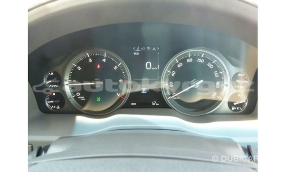 Buy Import Toyota Land Cruiser White Car in Import - Dubai in Batken Buy Import Toyota Land Cruiser White Car in Import - Dubai in Batken