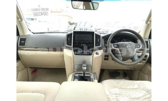 Buy Import Toyota Land Cruiser Black Car in Import - Dubai in Batken Buy Import Toyota Land Cruiser Black Car in Import - Dubai in Batken
