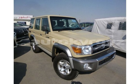 Buy Import Toyota Land Cruiser Beige Car in Import - Dubai in Batken Buy Import Toyota Land Cruiser Beige Car in Import - Dubai in Batken