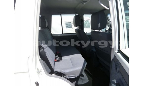 Buy Import Toyota Land Cruiser White Car in Import - Dubai in Batken Buy Import Toyota Land Cruiser White Car in Import - Dubai in Batken