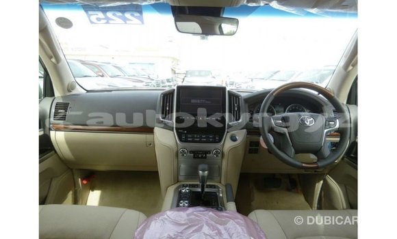 Buy Import Toyota Land Cruiser White Car in Import - Dubai in Batken Buy Import Toyota Land Cruiser White Car in Import - Dubai in Batken