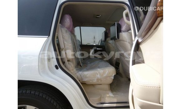 Buy Import Toyota Land Cruiser White Car in Import - Dubai in Batken Buy Import Toyota Land Cruiser White Car in Import - Dubai in Batken