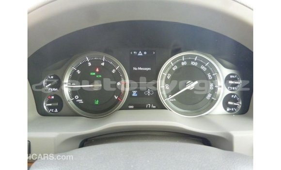 Buy Import Toyota Land Cruiser White Car in Import - Dubai in Batken Buy Import Toyota Land Cruiser White Car in Import - Dubai in Batken