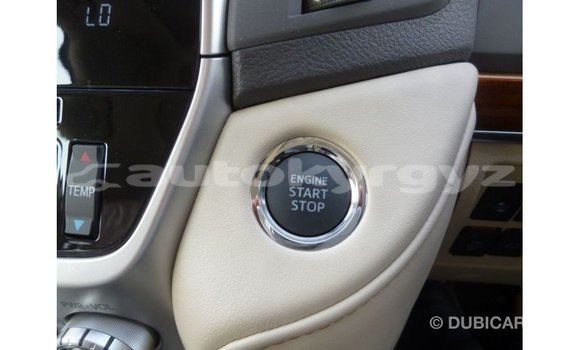 Buy Import Toyota Land Cruiser White Car in Import - Dubai in Batken Buy Import Toyota Land Cruiser White Car in Import - Dubai in Batken