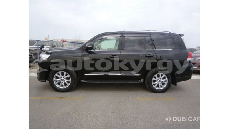 Big with watermark toyota land cruiser batken import dubai 2783