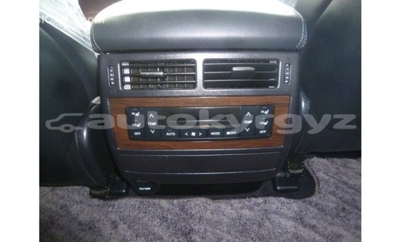 Buy Import Toyota Land Cruiser Black Car in Import - Dubai in Batken Buy Import Toyota Land Cruiser Black Car in Import - Dubai in Batken