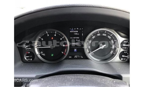 Buy Import Toyota Land Cruiser White Car in Import - Dubai in Batken Buy Import Toyota Land Cruiser White Car in Import - Dubai in Batken