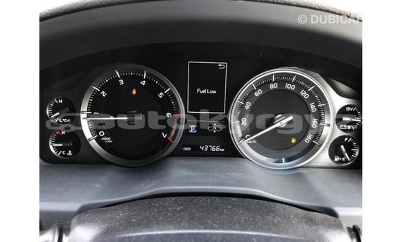 Buy Import Toyota Land Cruiser White Car in Import - Dubai in Batken Buy Import Toyota Land Cruiser White Car in Import - Dubai in Batken