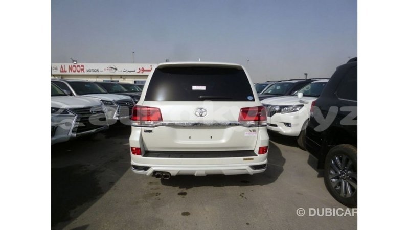 Big with watermark toyota land cruiser batken import dubai 2796