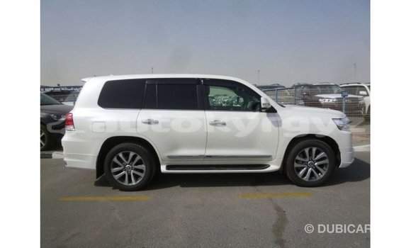 Buy Import Toyota Land Cruiser White Car in Import - Dubai in Batken Buy Import Toyota Land Cruiser White Car in Import - Dubai in Batken