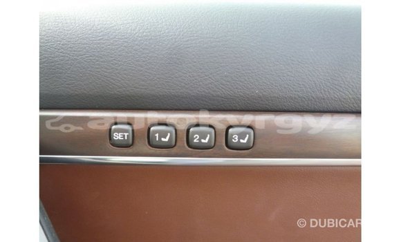 Buy Import Toyota Land Cruiser White Car in Import - Dubai in Batken Buy Import Toyota Land Cruiser White Car in Import - Dubai in Batken