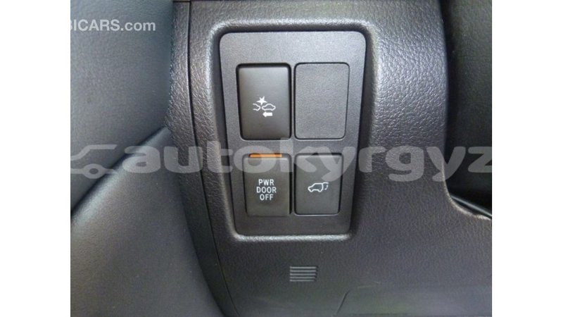 Big with watermark toyota land cruiser batken import dubai 2796