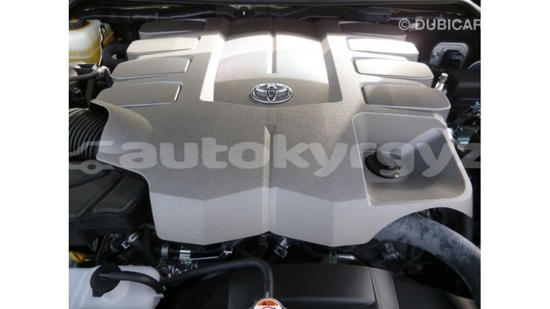 Big with watermark toyota land cruiser batken import dubai 2796